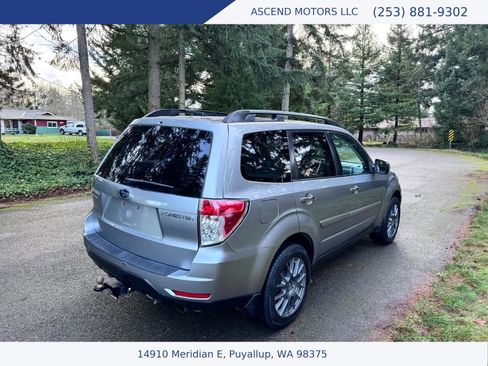 Used 2010 Subaru Forester 2.5X Limited AWD/4WD image 5