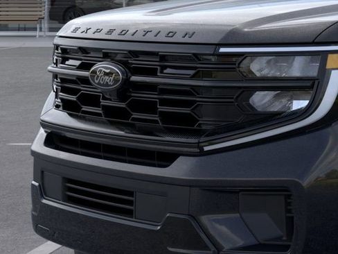 New 2026 Ford Expedition Platinum w/ Stealth Appearance Package image 17