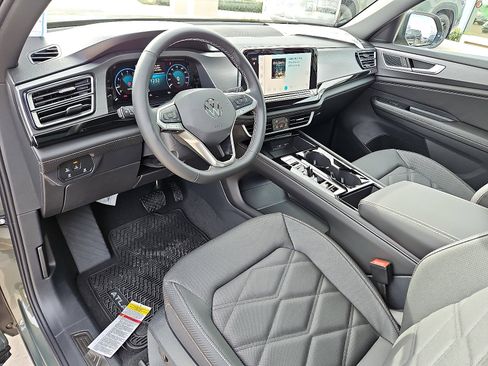 New 2026 Volkswagen Atlas Cross Sport SE image 13