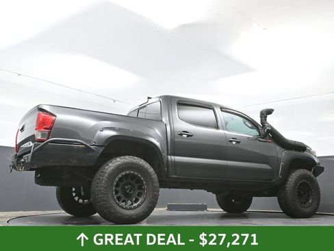 Used 2016 Toyota Tacoma TRD Sport w/ Towing Package AWD/4WD image 48