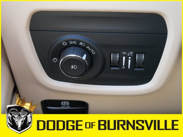 Used 2026 Jeep Grand Cherokee L Limited AWD/4WD image 22