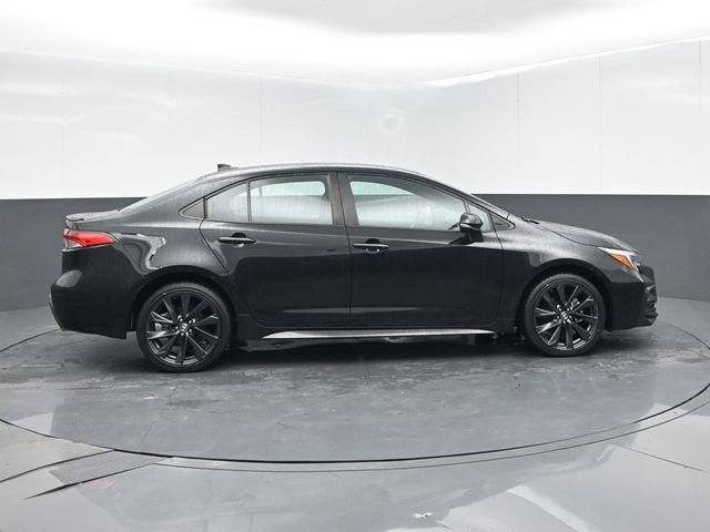 Used 2024 Toyota Corolla SE FWD image 9