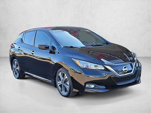 Used 2022 Nissan Leaf SV image 3