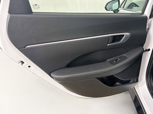 Used 2025 Hyundai Sonata SEL FWD image 25