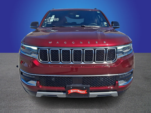 Used 2024 Jeep Wagoneer L Series II w/ Flexible Seating Group AWD/4WD image 2