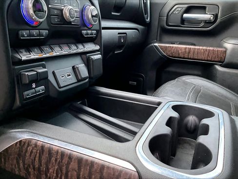 Used 2022 GMC Sierra 3500 Denali w/ Denali Ultimate Package AWD/4WD image 14