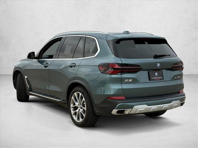 Used 2026 BMW X5 xDrive50e w/ Premium Package AWD/4WD image 7