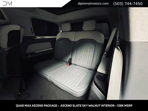 Used 2026 Rivian R1S Premium AWD/4WD image 27