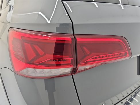 Used 2024 Volkswagen Taos SE image 45