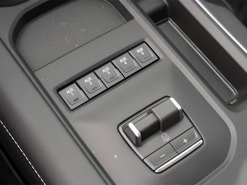 New 2026 GMC Sierra 3500 Denali Ultimate image 14