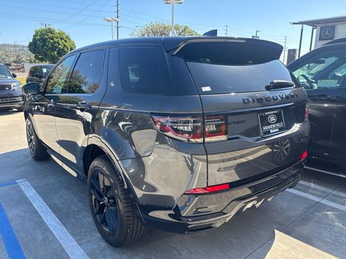 Certified 2025 Land Rover Discovery Sport Dynamic SE AWD/4WD image 4