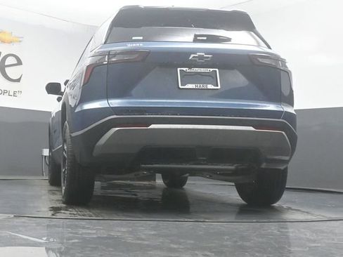 New 2026 Chevrolet Equinox LT w/ Midnight Edition FWD image 32