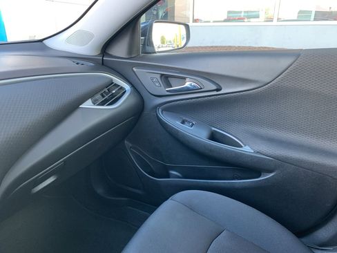 Used 2023 Chevrolet Malibu LT image 33