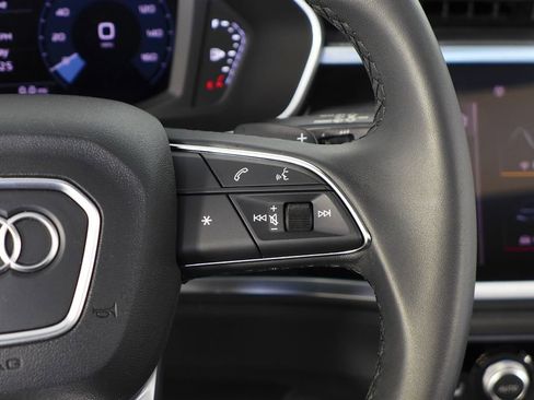 Used 2025 Audi Q3 2.0T Premium w/ Convenience Package image 20