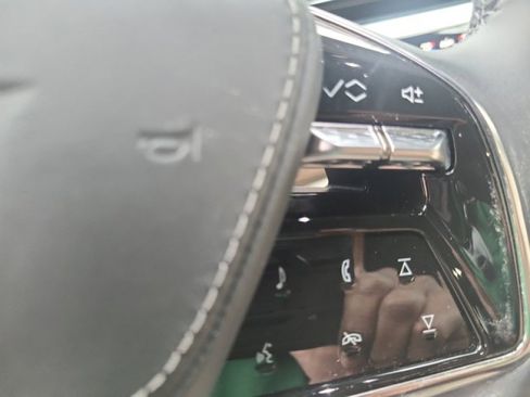 Used 2024 Cadillac Lyriq Sport w/ Nappa Leather Package image 29