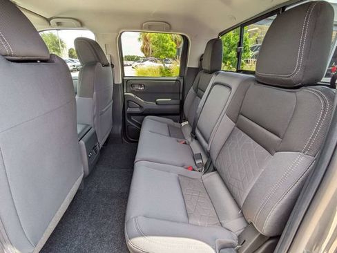New 2026 Nissan Frontier SV w/ SV Convenience Package RWD image 15