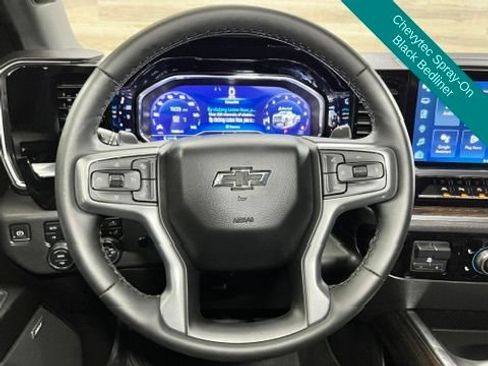 Used 2024 Chevrolet Silverado 1500 LT Trail Boss w/ LT Trail Boss Premium Package AWD/4WD image 26