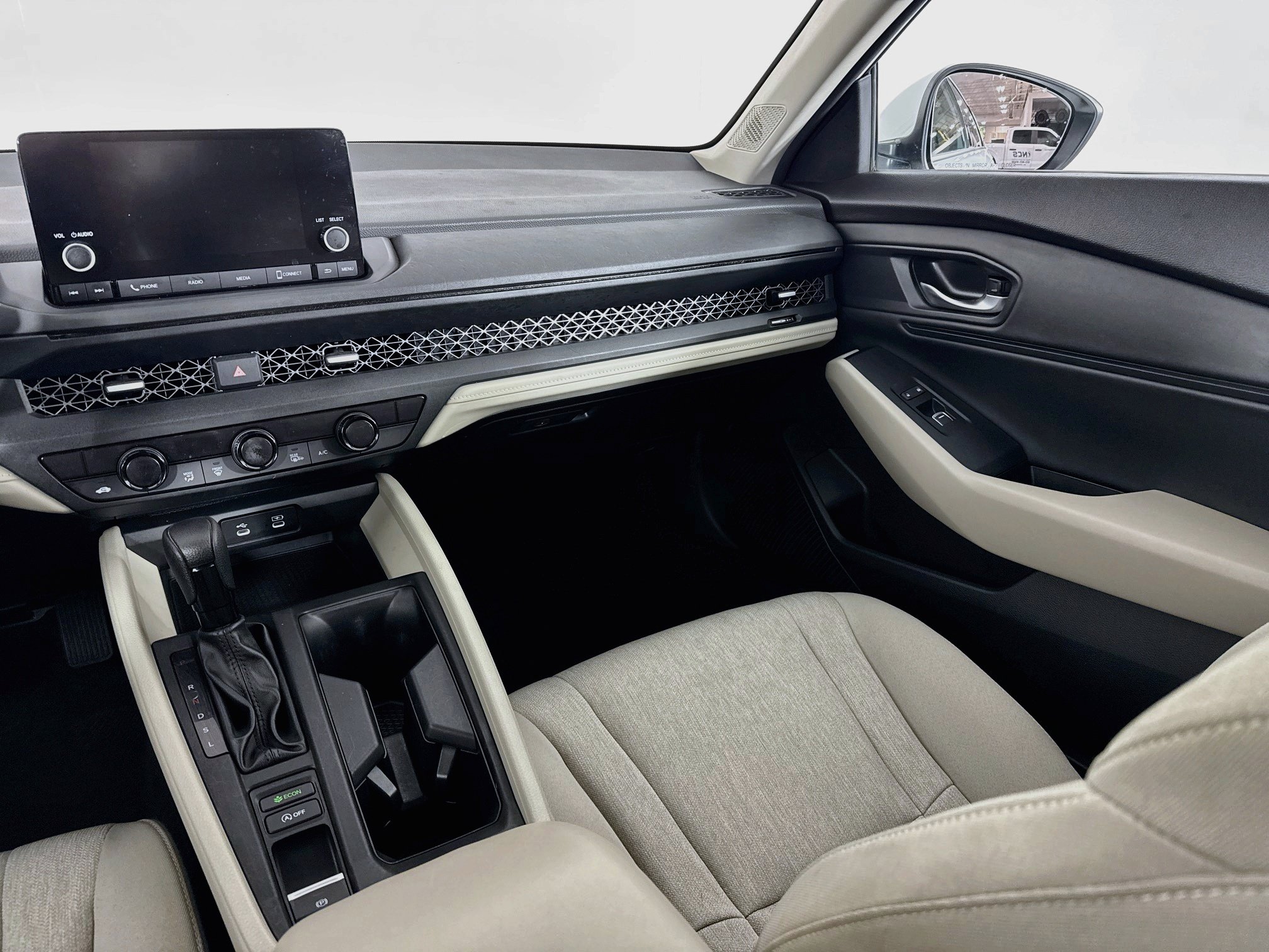 Certified 2023 Honda Accord EX image 23