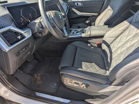 Certified 2025 BMW X5 sDrive40i w/ Climate Comfort Package image 17