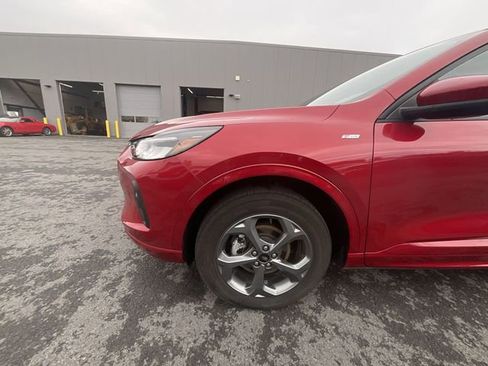 Certified 2024 Ford Escape ST-Line Select w/ Tech Pack #1 image 10