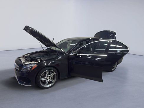 Used 2016 Mercedes-Benz C 300 4MATIC Sedan image 11