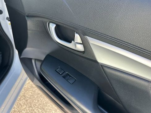 Used 2015 Honda Civic EX-L image 18