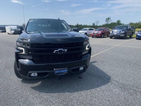 Certified 2022 Chevrolet Silverado 1500 RST w/ Convenience Package II AWD/4WD image 3