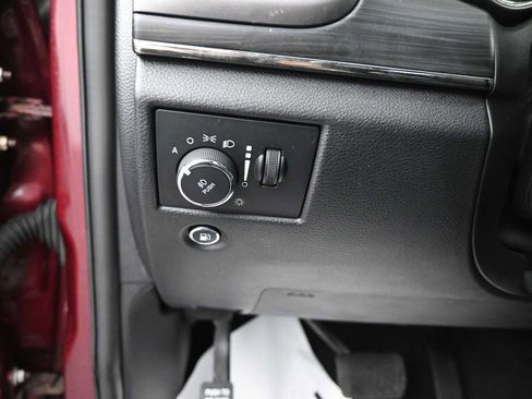 Used 2020 Jeep Grand Cherokee Limited X image 10