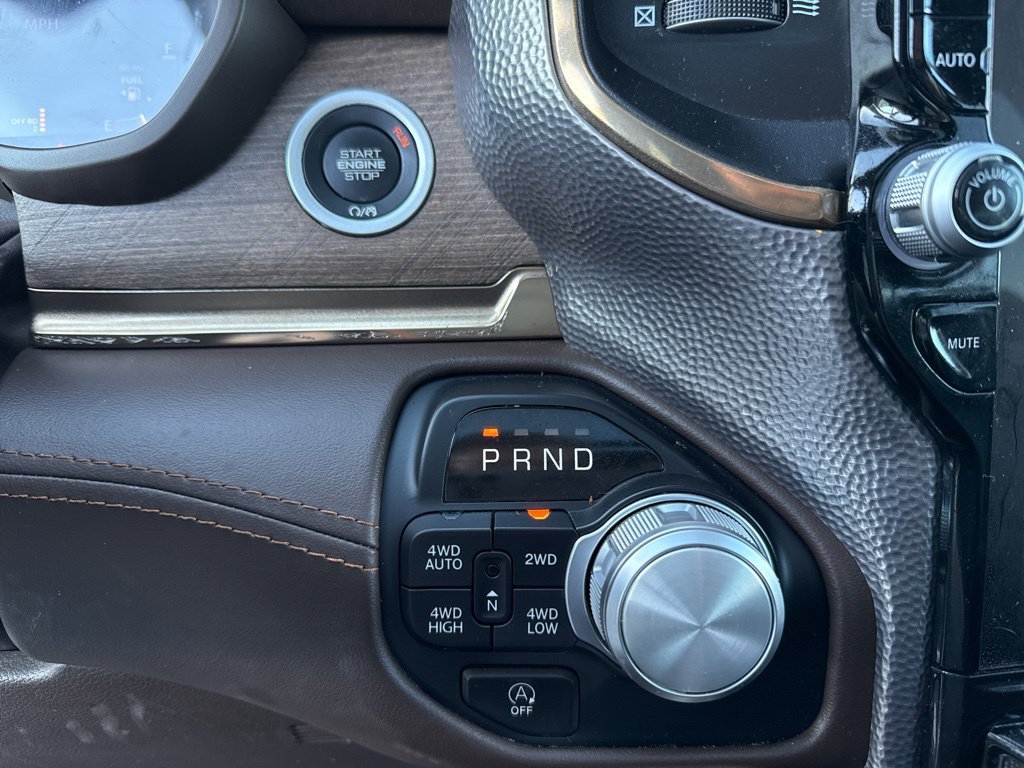 Used 2025 RAM 1500 Limited AWD/4WD image 31