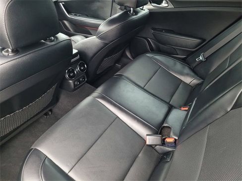 Used 2021 Kia Stinger GT image 9