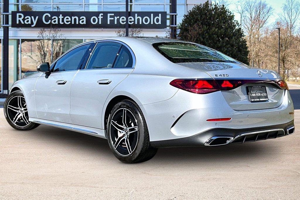 Used 2024 Mercedes-Benz E 450 4MATIC Sedan image 12