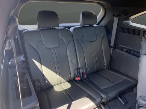 Certified 2026 Kia Sorento SX Prestige AWD/4WD image 41