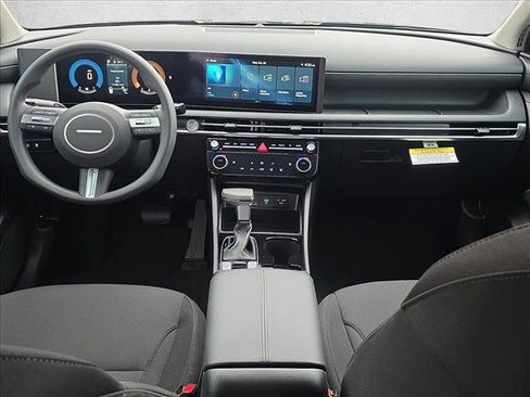 New 2026 Hyundai Tucson SEL FWD image 17