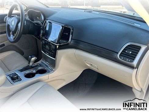 Used 2019 Jeep Grand Cherokee Limited w/ Luxury Group II image 13