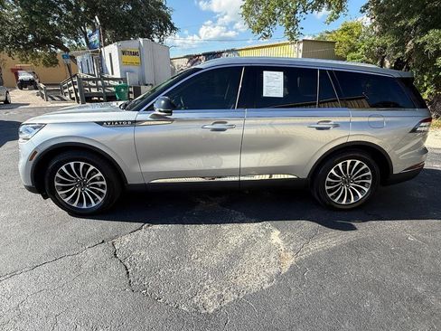 Used 2021 Lincoln Aviator Reserve RWD image 4