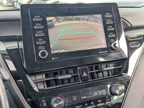 Used 2023 Toyota Camry SE FWD image 13