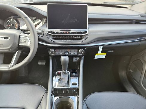 New 2025 Jeep Compass Limited w/ Sun & Sound Group image 14