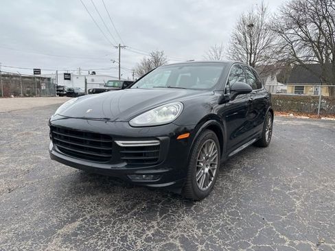 Used 2016 Porsche Cayenne GTS image 1
