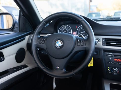 Used 2011 BMW 328i Convertible w/ M Sport Pkg image 33