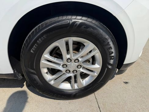 Used 2019 Buick Enclave Essence FWD image 74