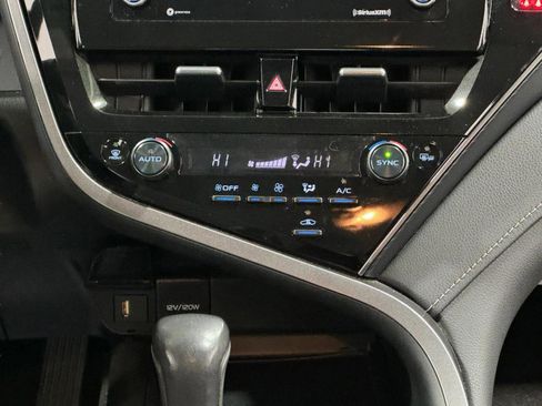 Used 2024 Toyota Camry SE w/ Cold Weather Package image 14