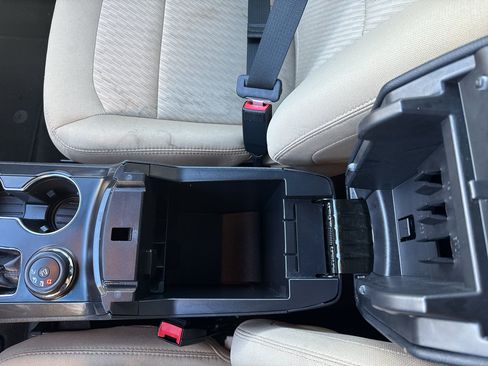 Used 2017 Ford Explorer 4WD image 16
