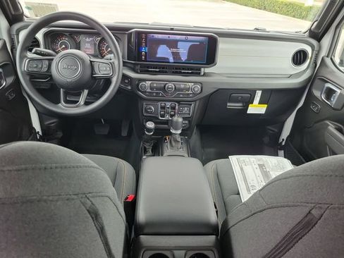 New 2026 Jeep Gladiator Sport image 12