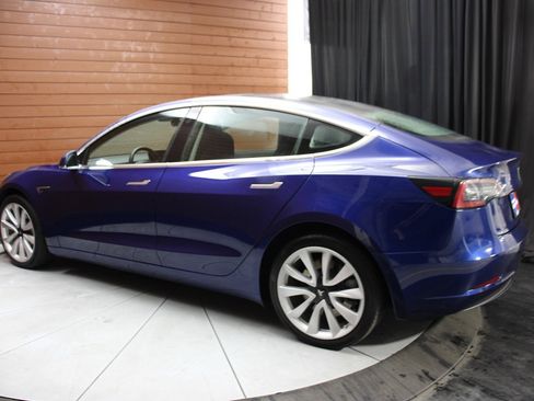 Used 2020 Tesla Model 3 Long Range image 9