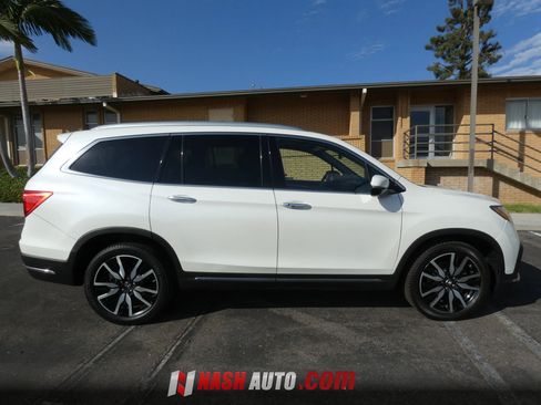 Used 2019 Honda Pilot Touring image 6