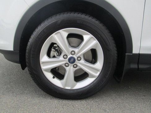 Used 2015 Ford Escape SE w/ Equipment Group 201A image 8