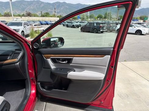 Used 2022 Honda CR-V Touring image 33