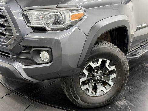 Certified 2021 Toyota Tacoma TRD Off-Road w/ Technology Package AWD/4WD image 5