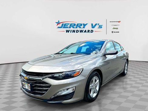 Used 2022 Chevrolet Malibu LT image 1