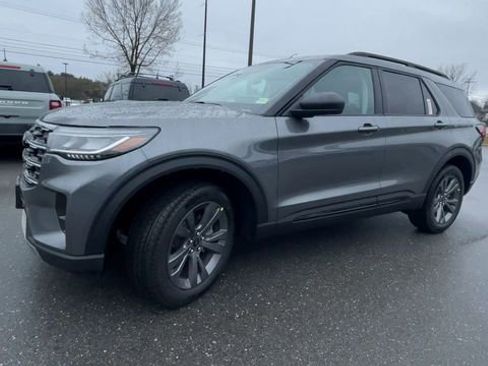 New 2026 Ford Explorer Active AWD/4WD image 6